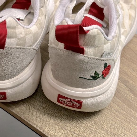 White floral vans sneakers - Picture 1 of 5